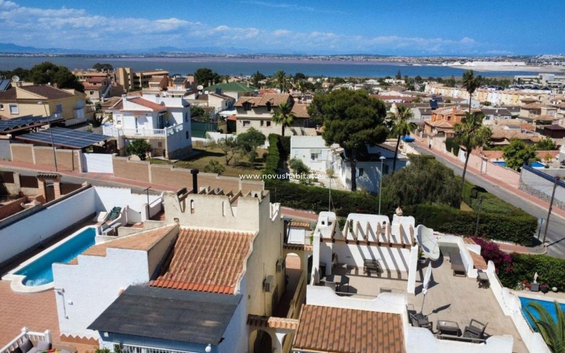Neue Gebäude - Houses - Torrevieja