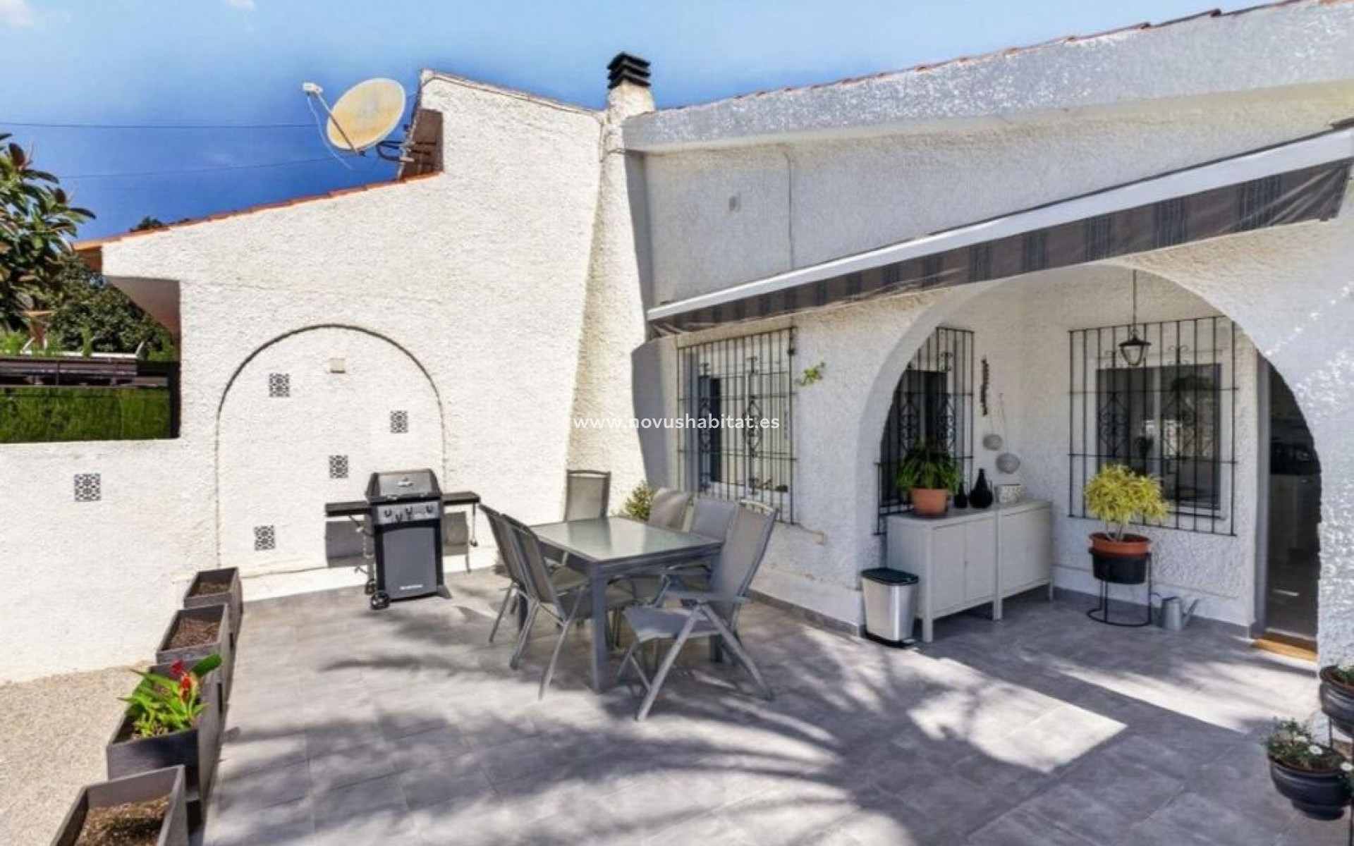 Neue Gebäude - Houses - Torrevieja