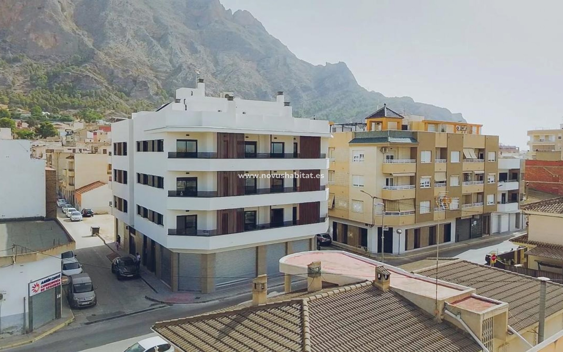 Neue Gebäude - Penthouses - Redován