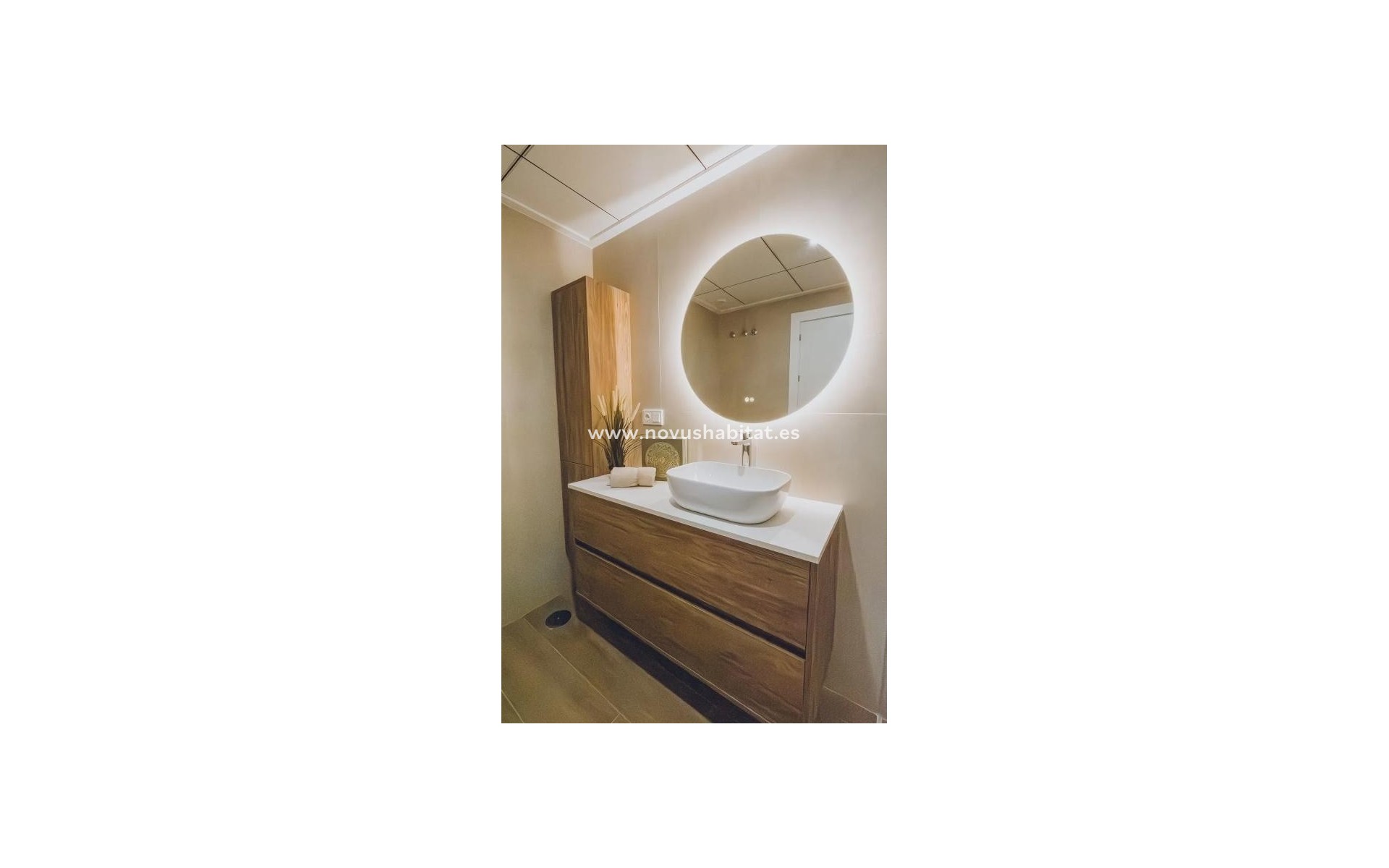 Neue Gebäude - Penthouses - Redován