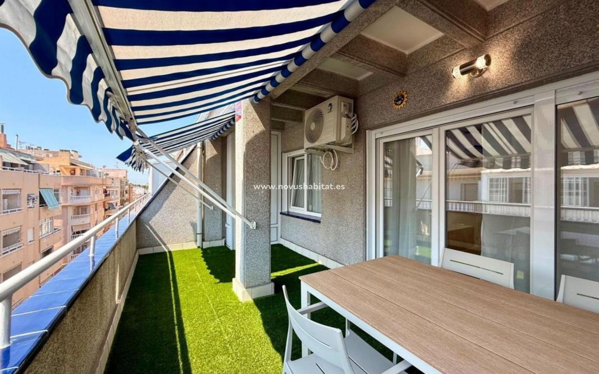 Neue Gebäude - Penthouses - Torrevieja