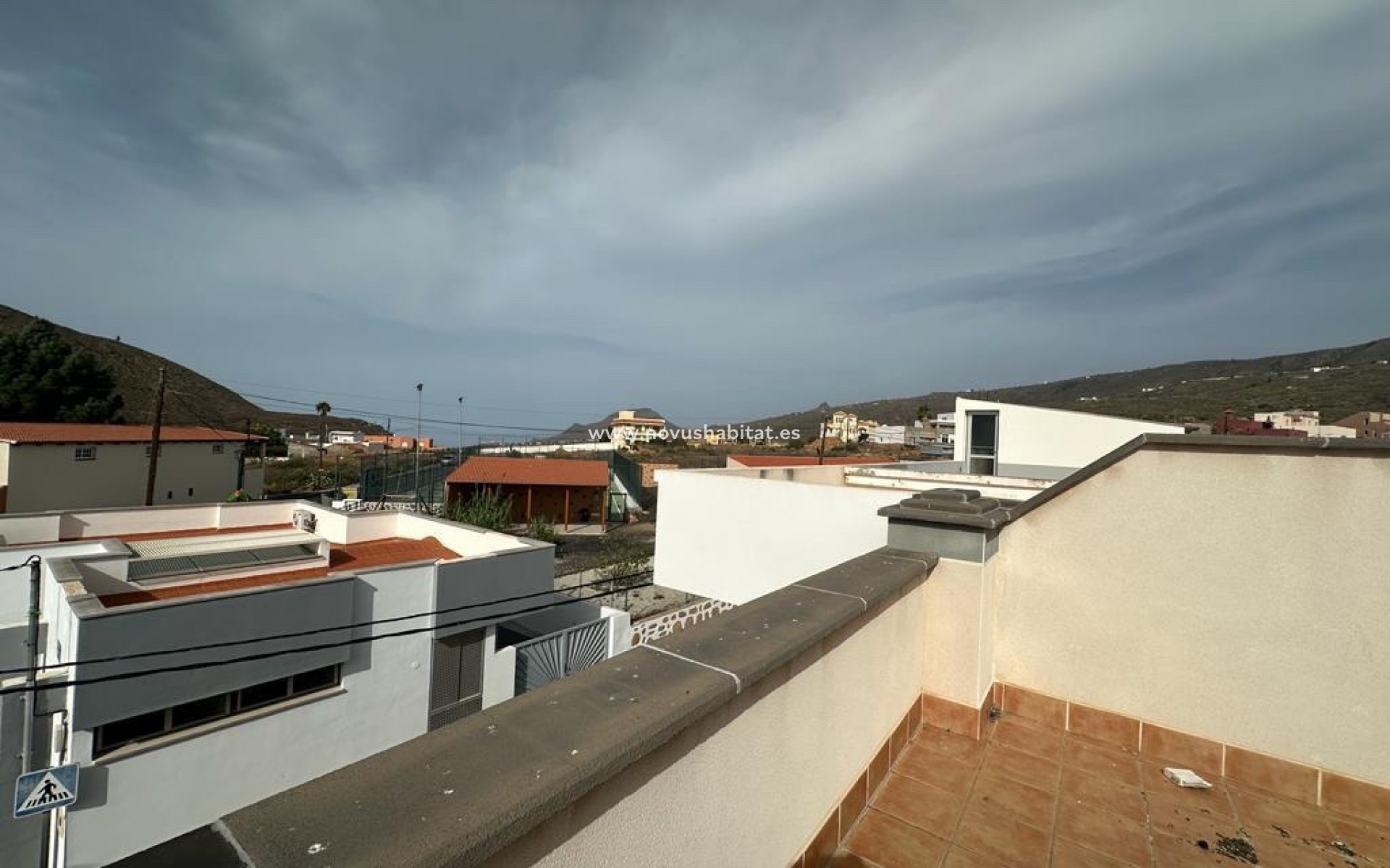 Neue Gebäude - Stadthaus - El Roque - Tenerife