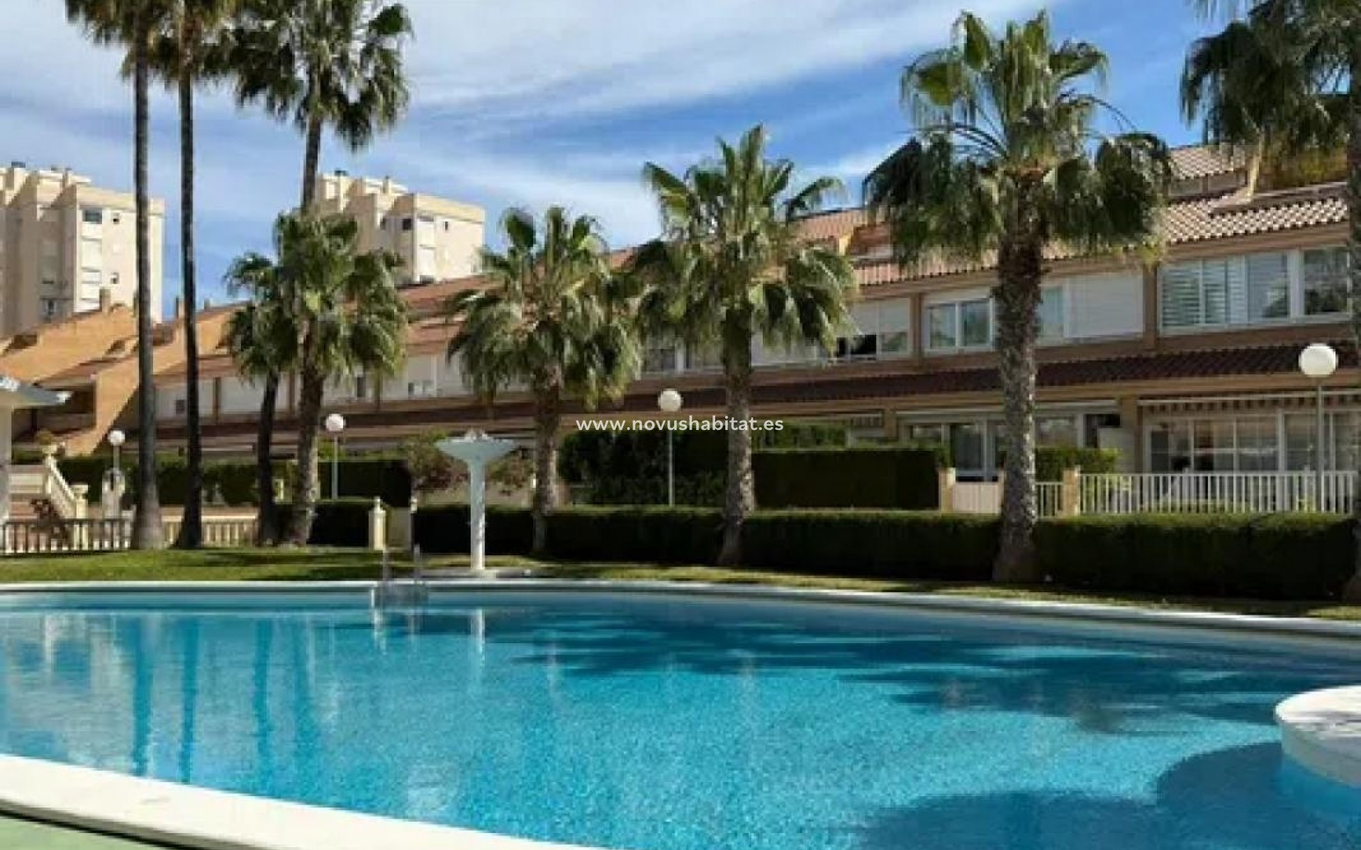Neue Gebäude - Terraced houses - Alicante