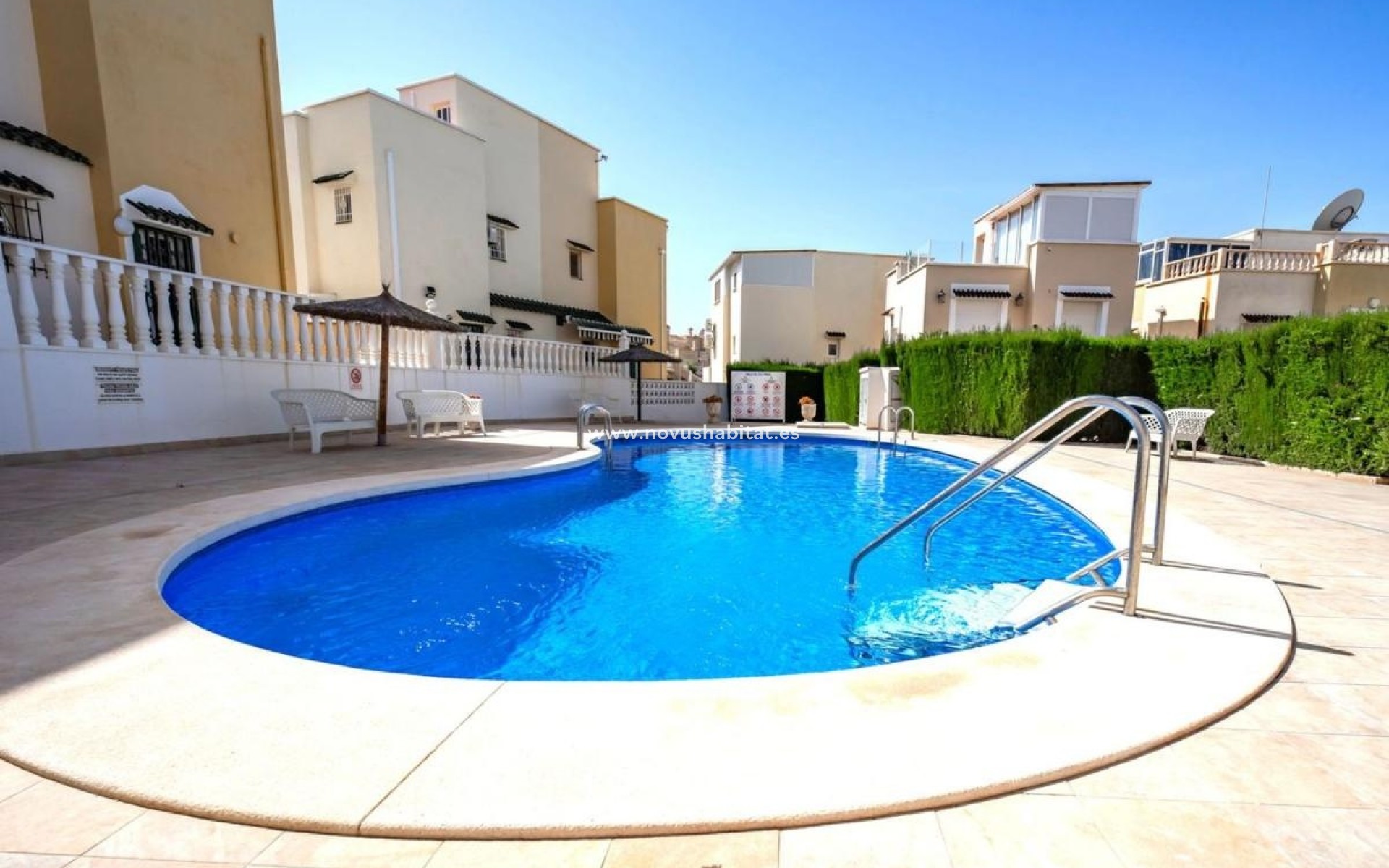Neue Gebäude - Terraced houses - Orihuela