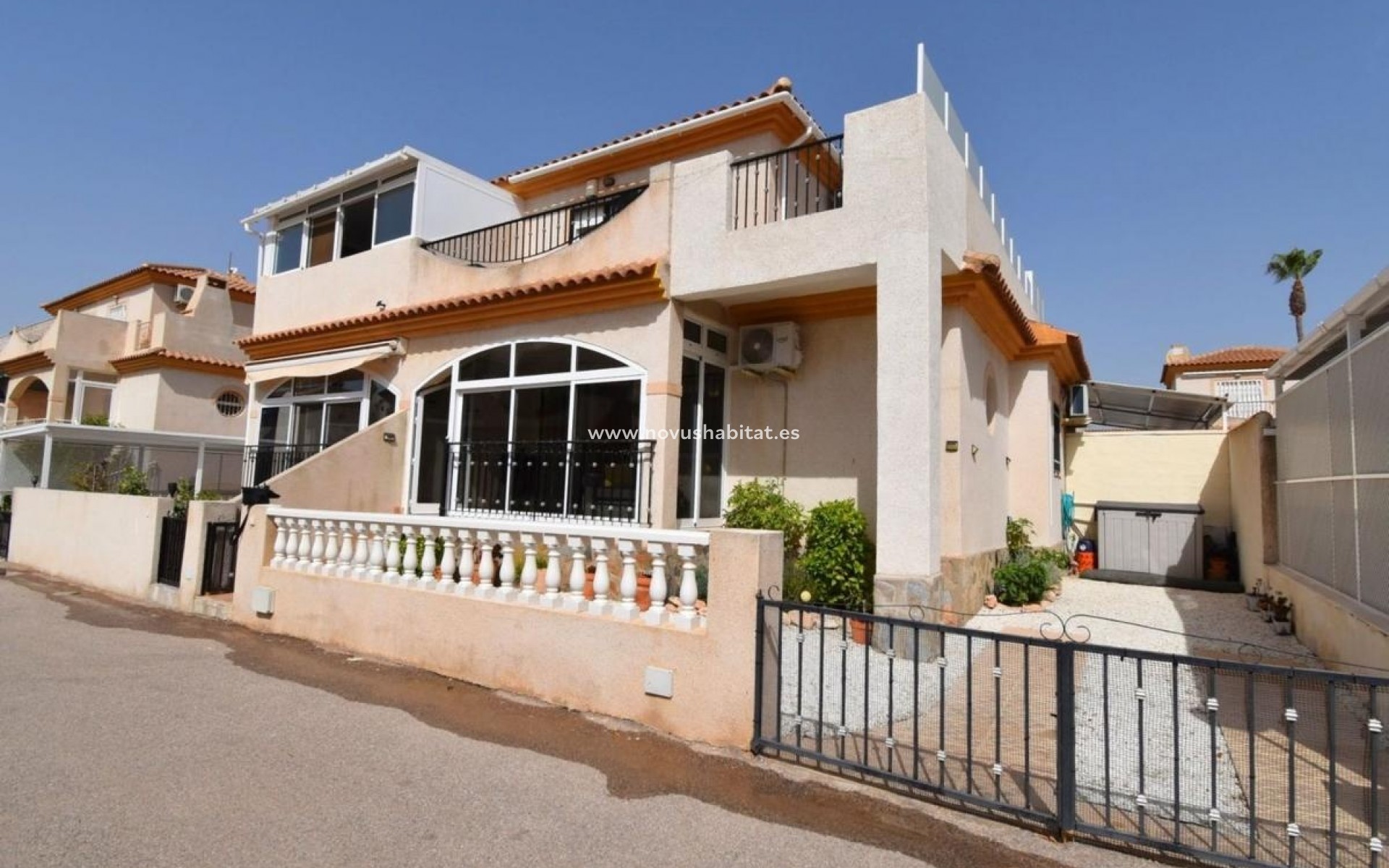Neue Gebäude - Terraced houses - Orihuela