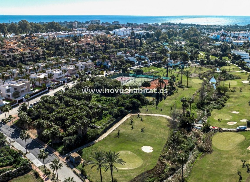 Neue Gebäude - Villa - Estepona