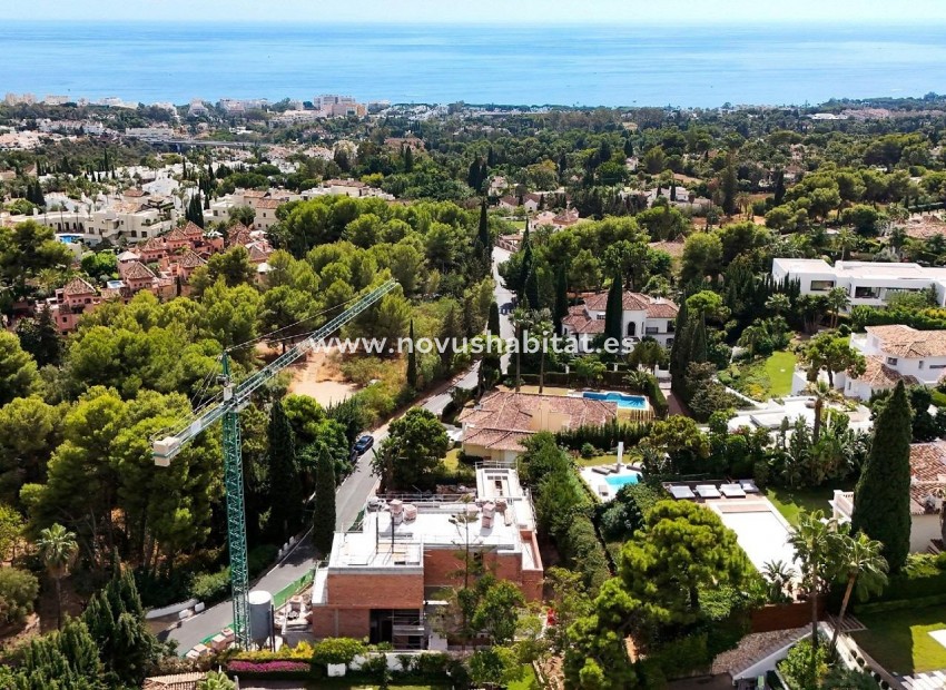 Neue Gebäude - Villa - Marbella - Cascada De Camojan