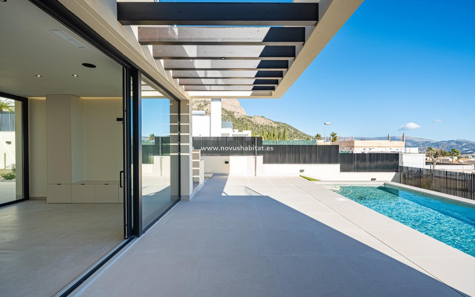 Neue Gebäude - Villa - Polop