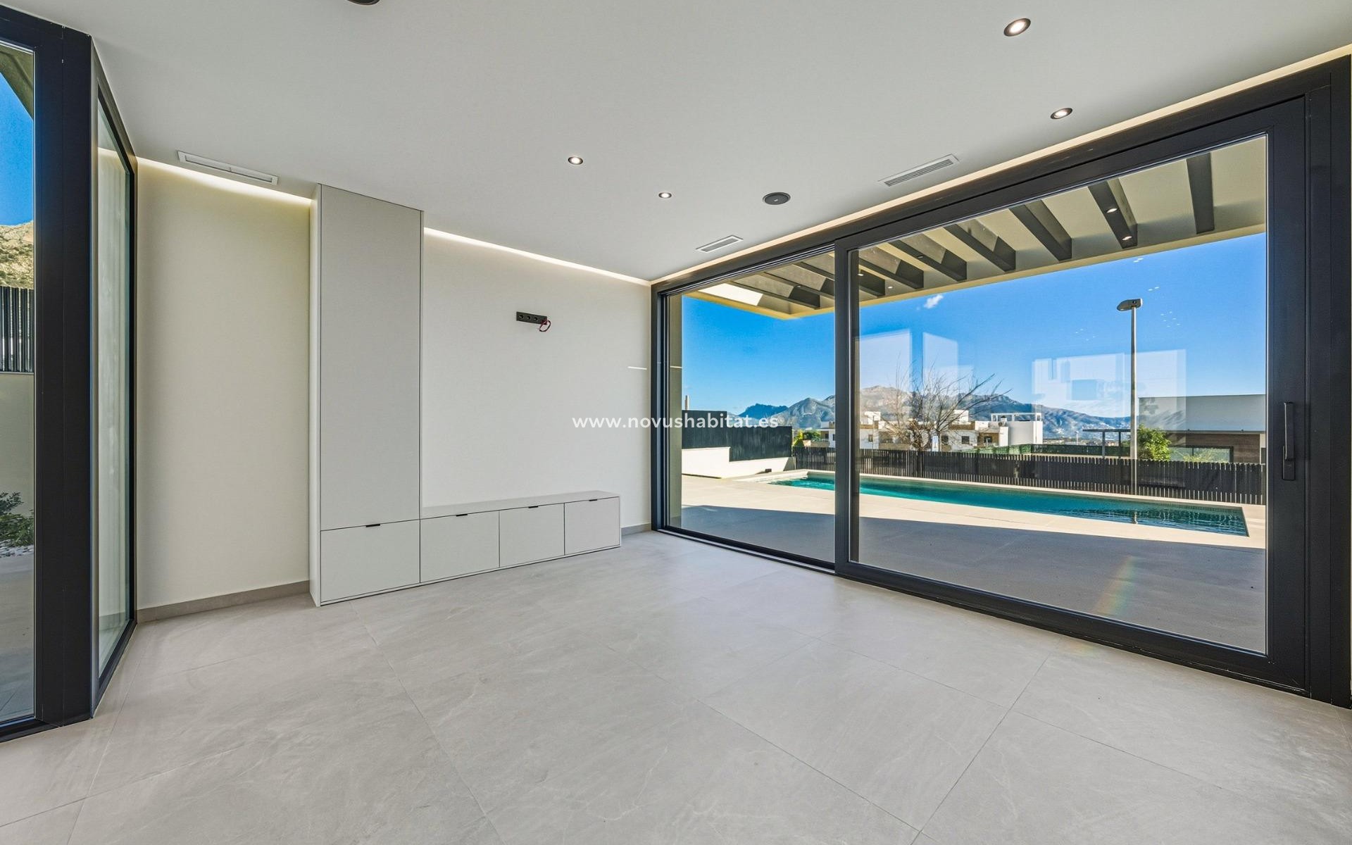 Neue Gebäude - Villa - Polop