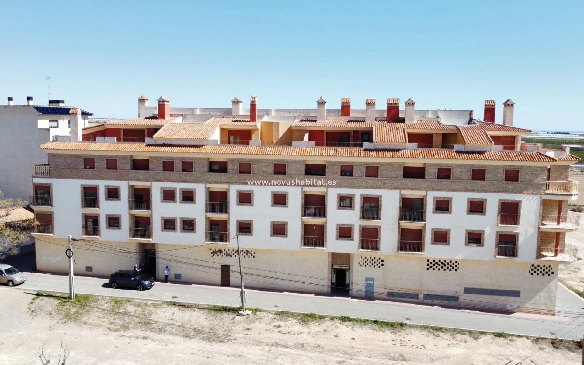 Neue Gebäude - Wohnung - Avileses