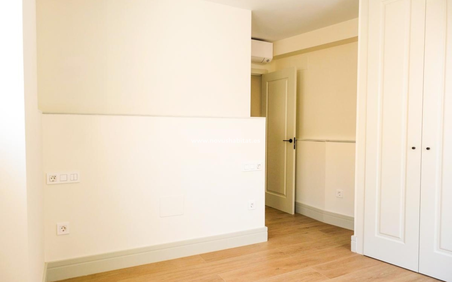 Neue Gebäude - Wohnung - Málaga