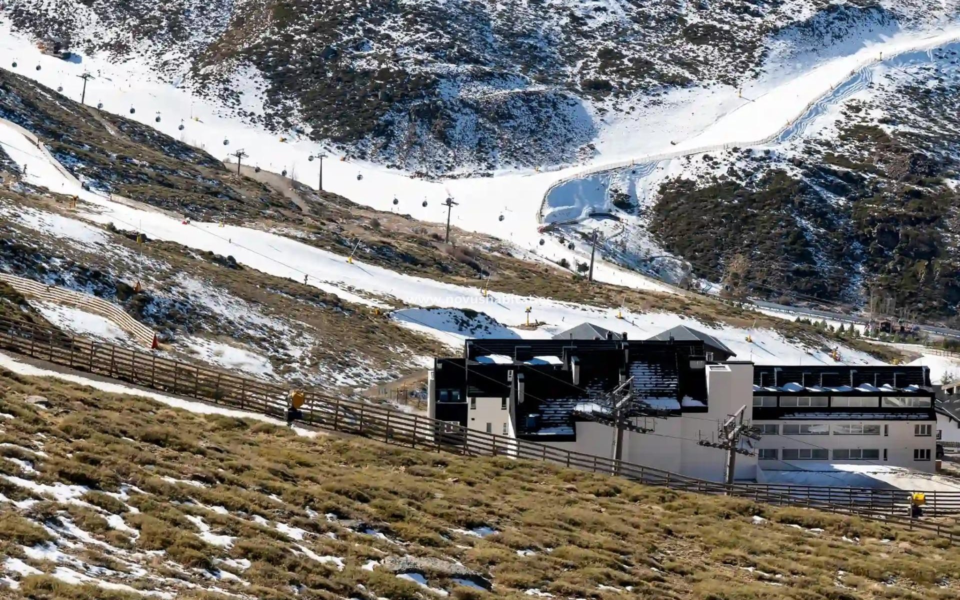 Neue Gebäude - Wohnung - Monachil - Sierra Nevada