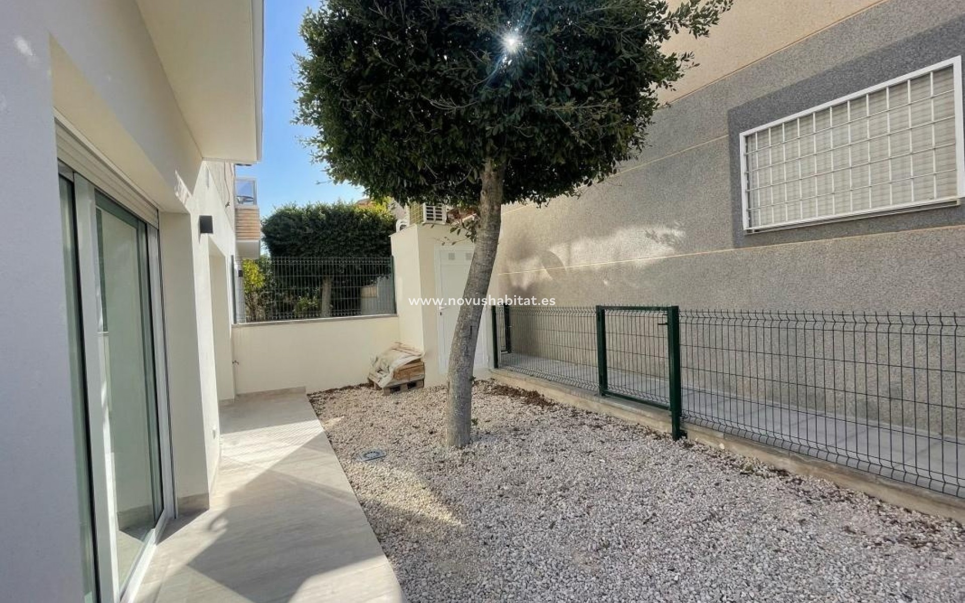 Neue Gebäude - Wohnung - Torrevieja - 03181
