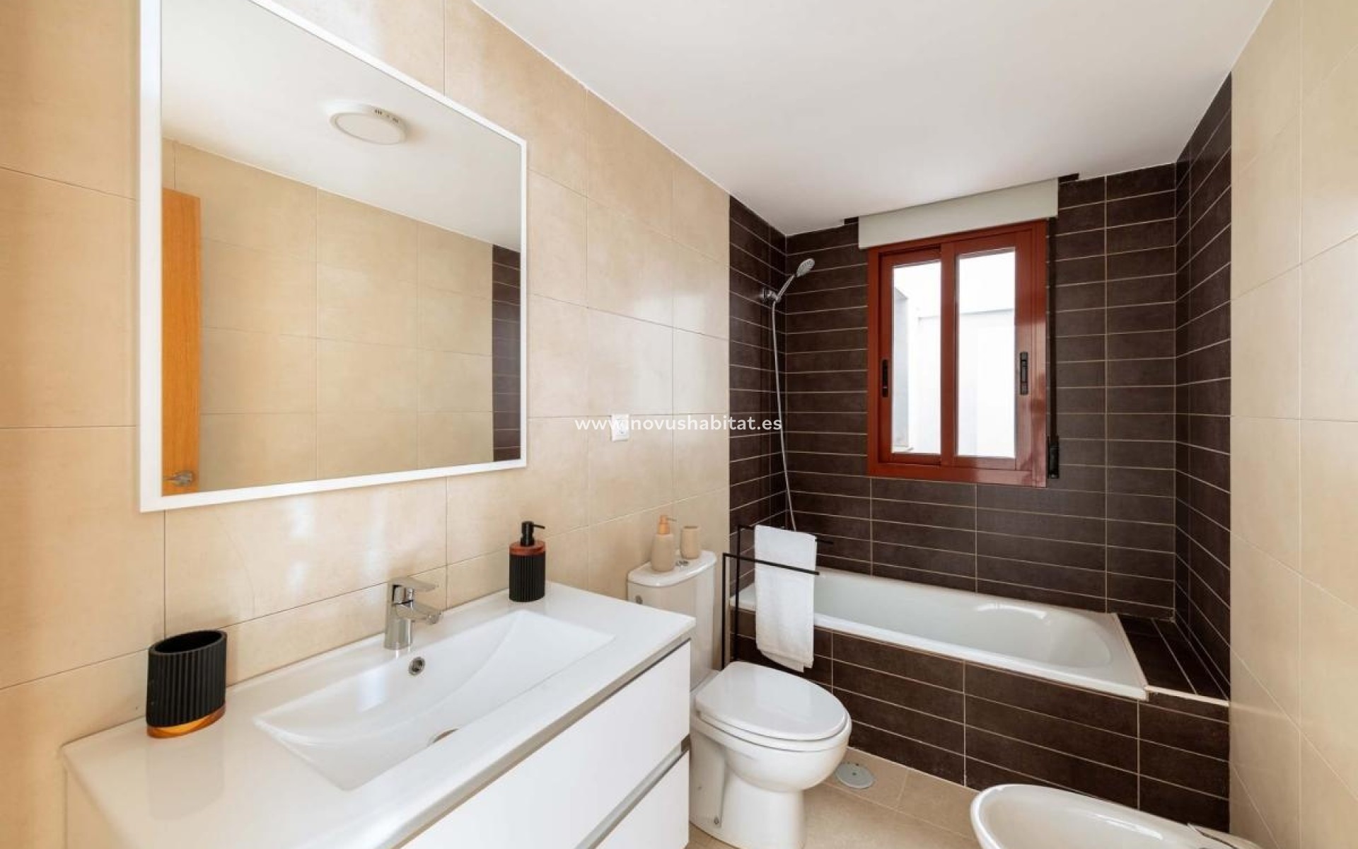 Nouvelle construction - Apartament - Avileses