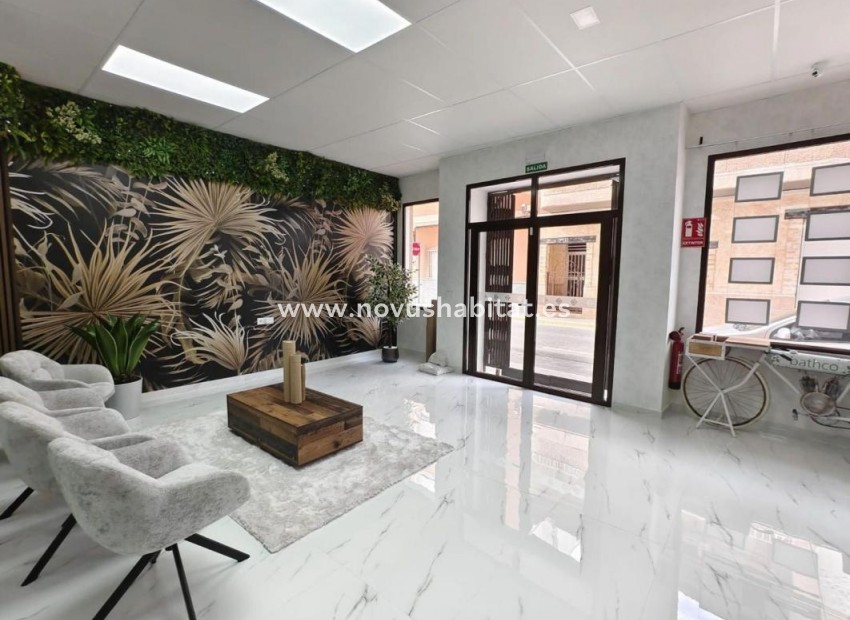 Nouvelle construction - Commercial premises - Los Montesinos