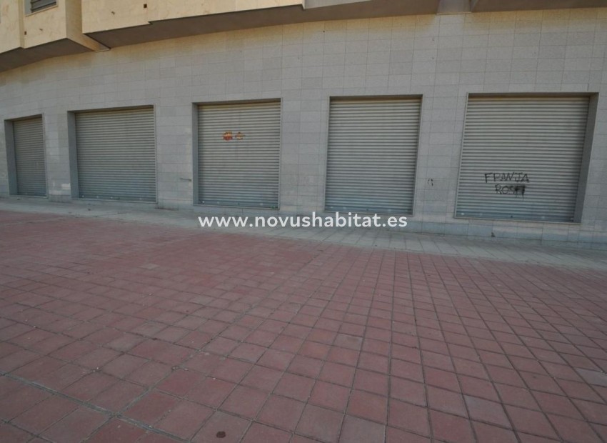 Nouvelle construction - Commercial premises - Petrer