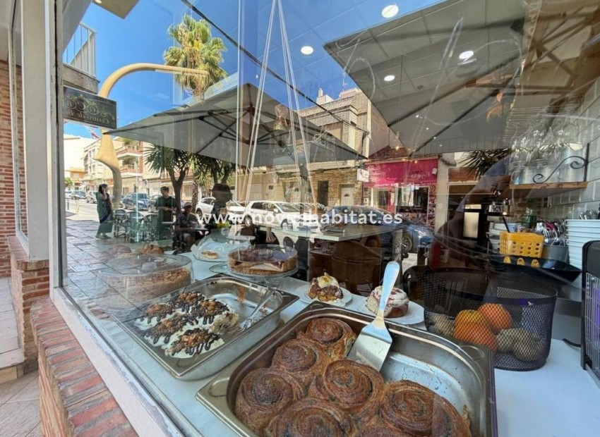 Nouvelle construction - Commercial premises - Torrevieja