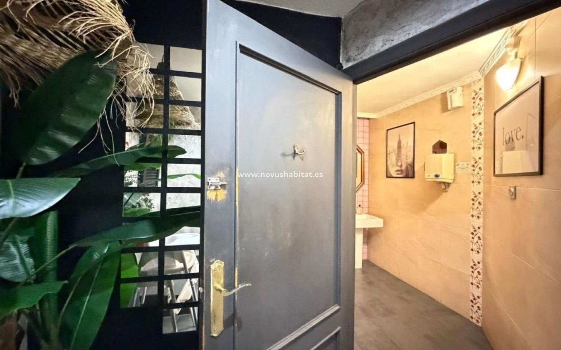Nouvelle construction - Commercial premises - Torrevieja