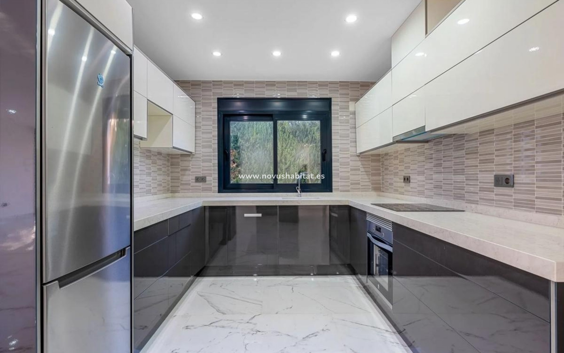 Nouvelle construction - Detached chalet - Orihuela