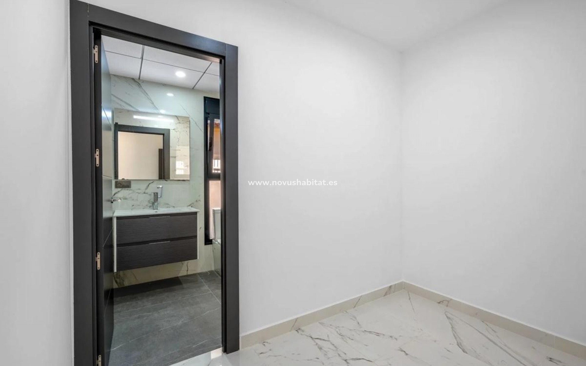Nouvelle construction - Detached chalet - Orihuela