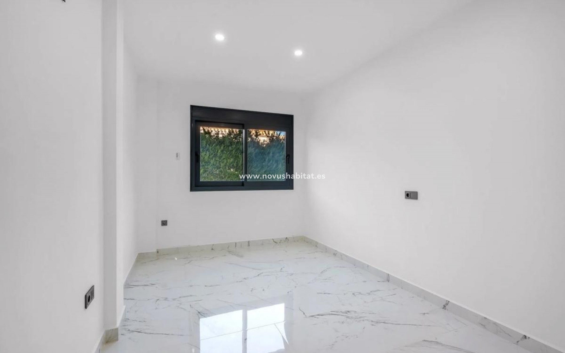 Nouvelle construction - Detached chalet - Orihuela