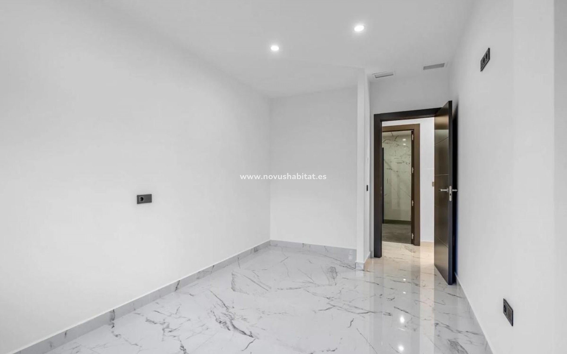 Nouvelle construction - Detached chalet - Orihuela