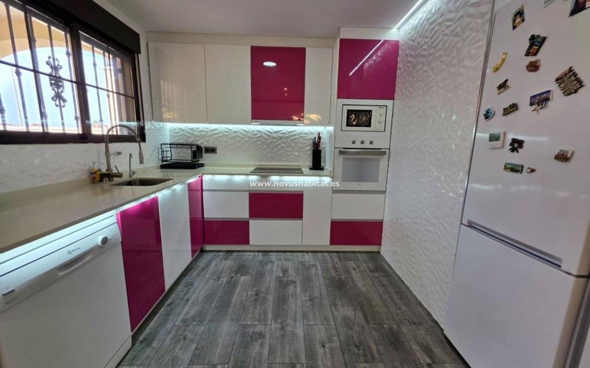 Nouvelle construction - Detached chalet - Torrevieja