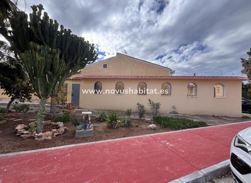 Nouvelle construction - Detached chalet - Torrevieja