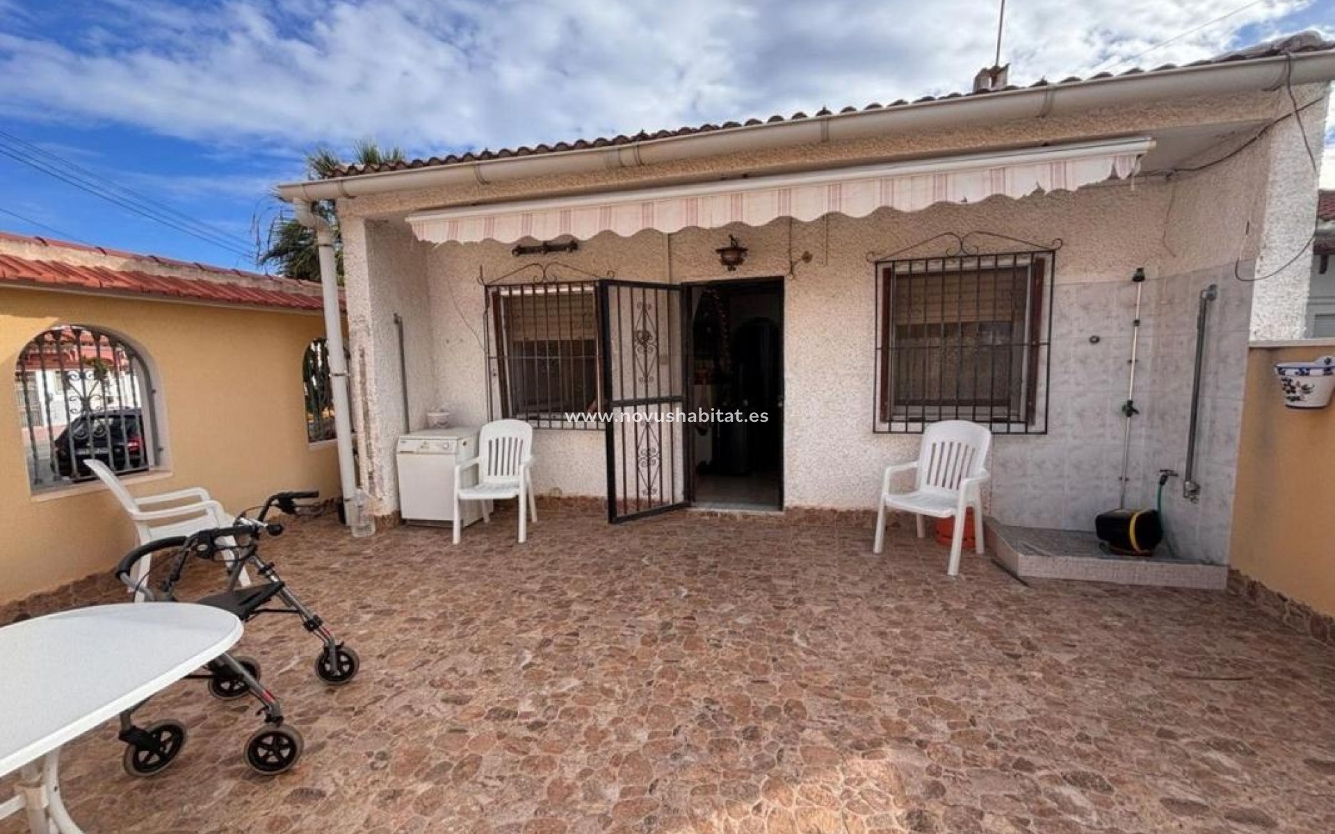 Nouvelle construction - Detached chalet - Torrevieja