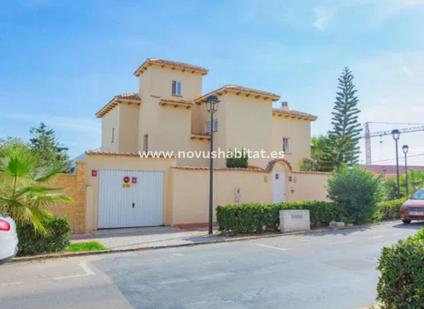 Nouvelle construction - Detached chalet - Torrevieja