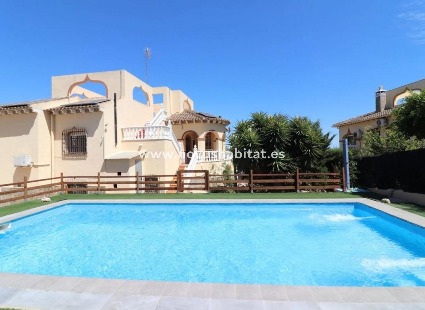 Nouvelle construction - Houses - Algorfa