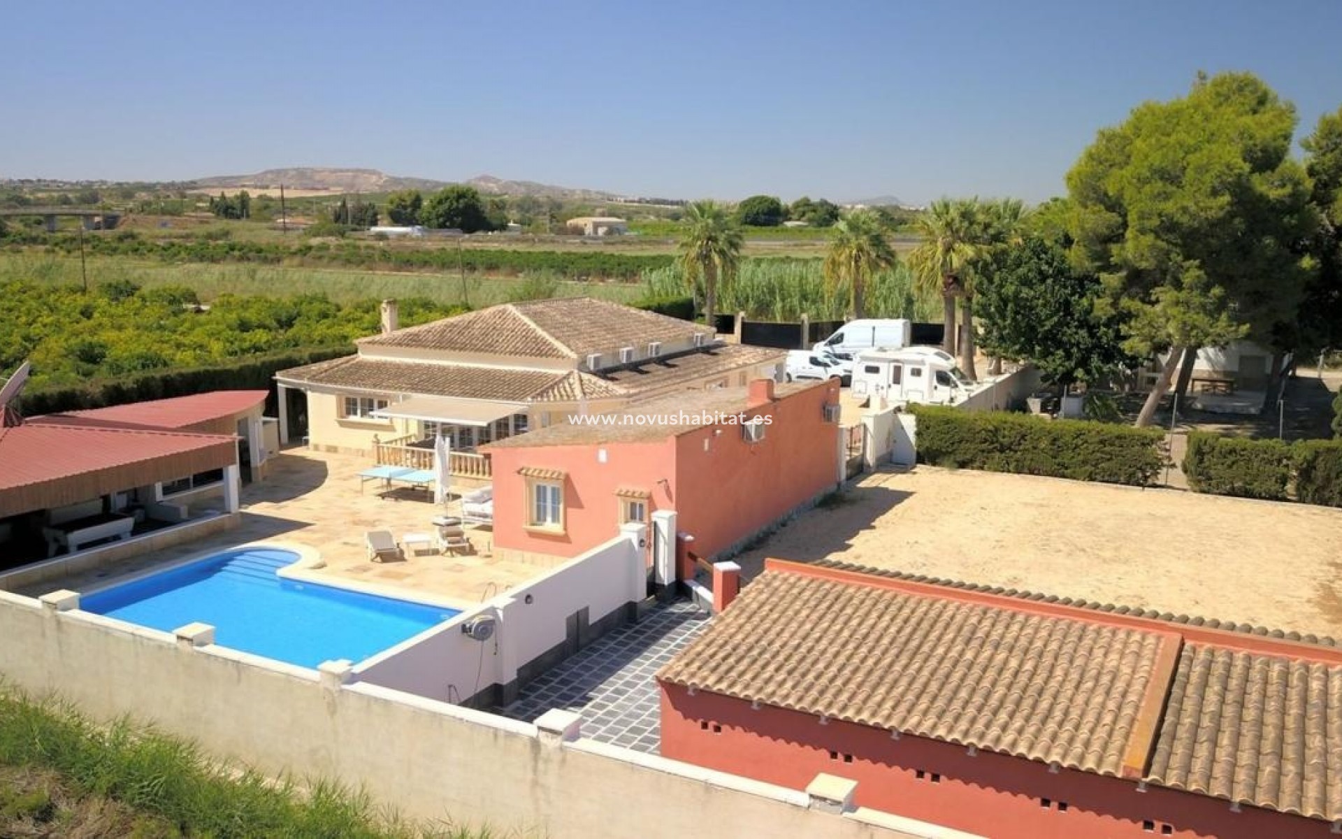 Nouvelle construction - Houses - Almoradí