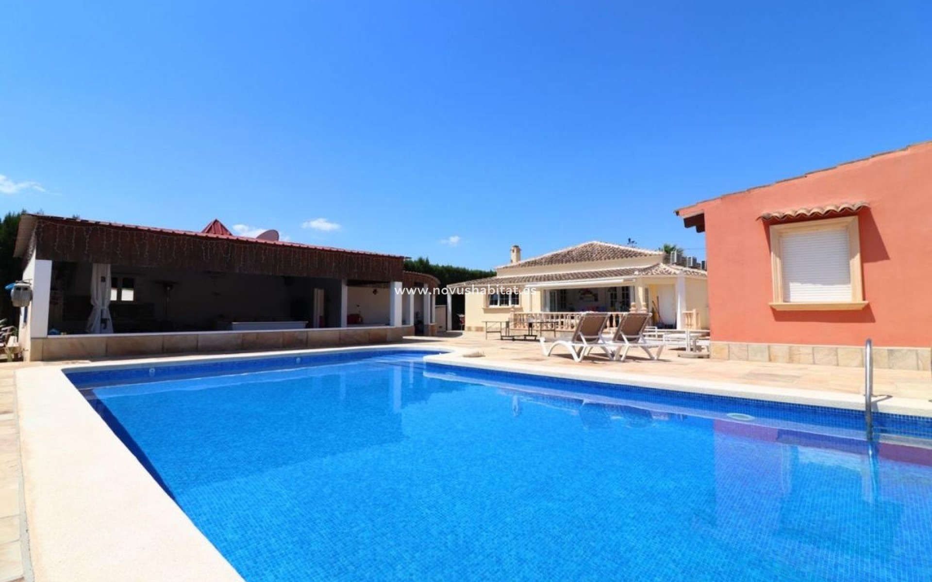 Nouvelle construction - Houses - Almoradí