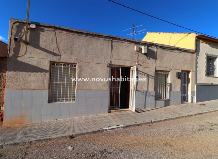 Nouvelle construction - Houses - Benijófar
