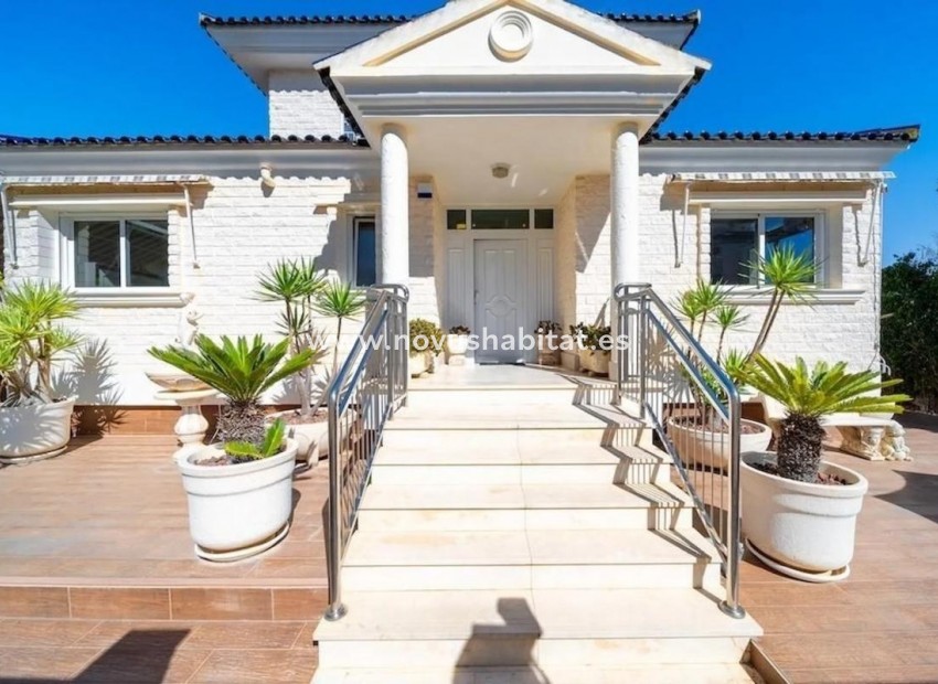Nouvelle construction - Houses - Torrevieja