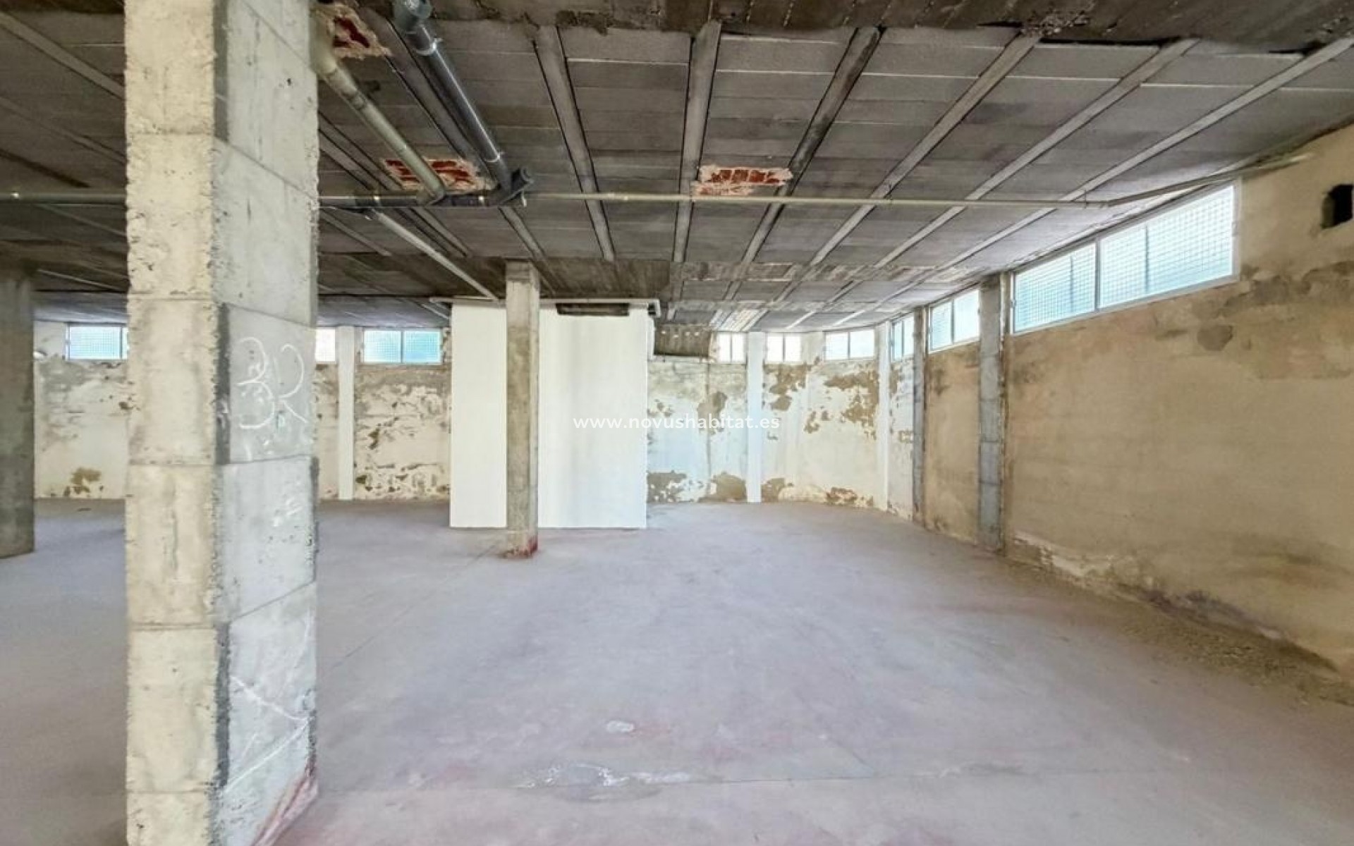 Nowa inwestycja - Commercial premises - Torrevieja