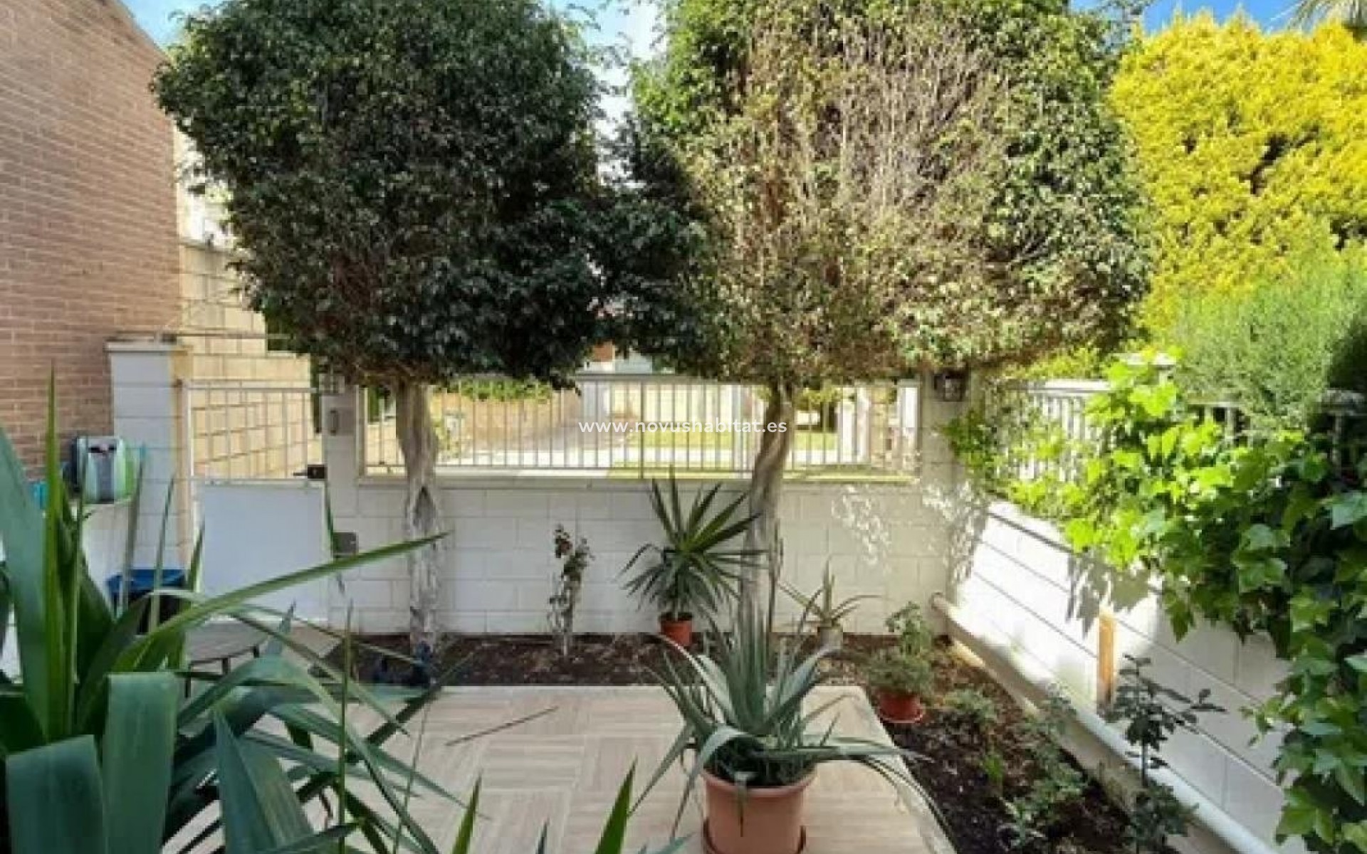 Nowa inwestycja - Detached chalet - Alicante
