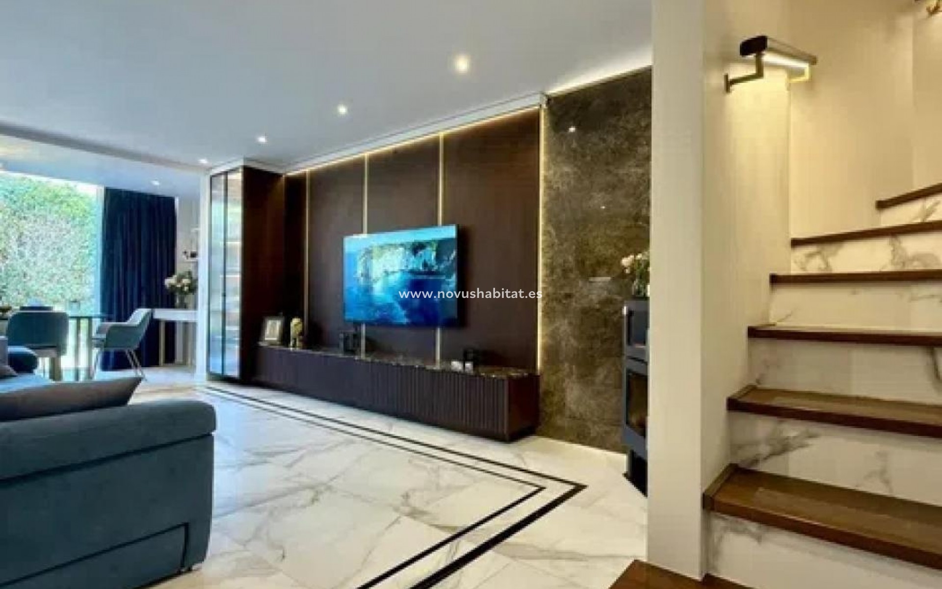 Nowa inwestycja - Detached chalet - Alicante