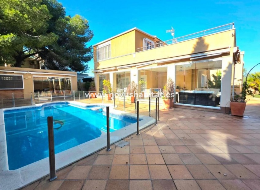 Nowa inwestycja - Detached chalet - Orihuela