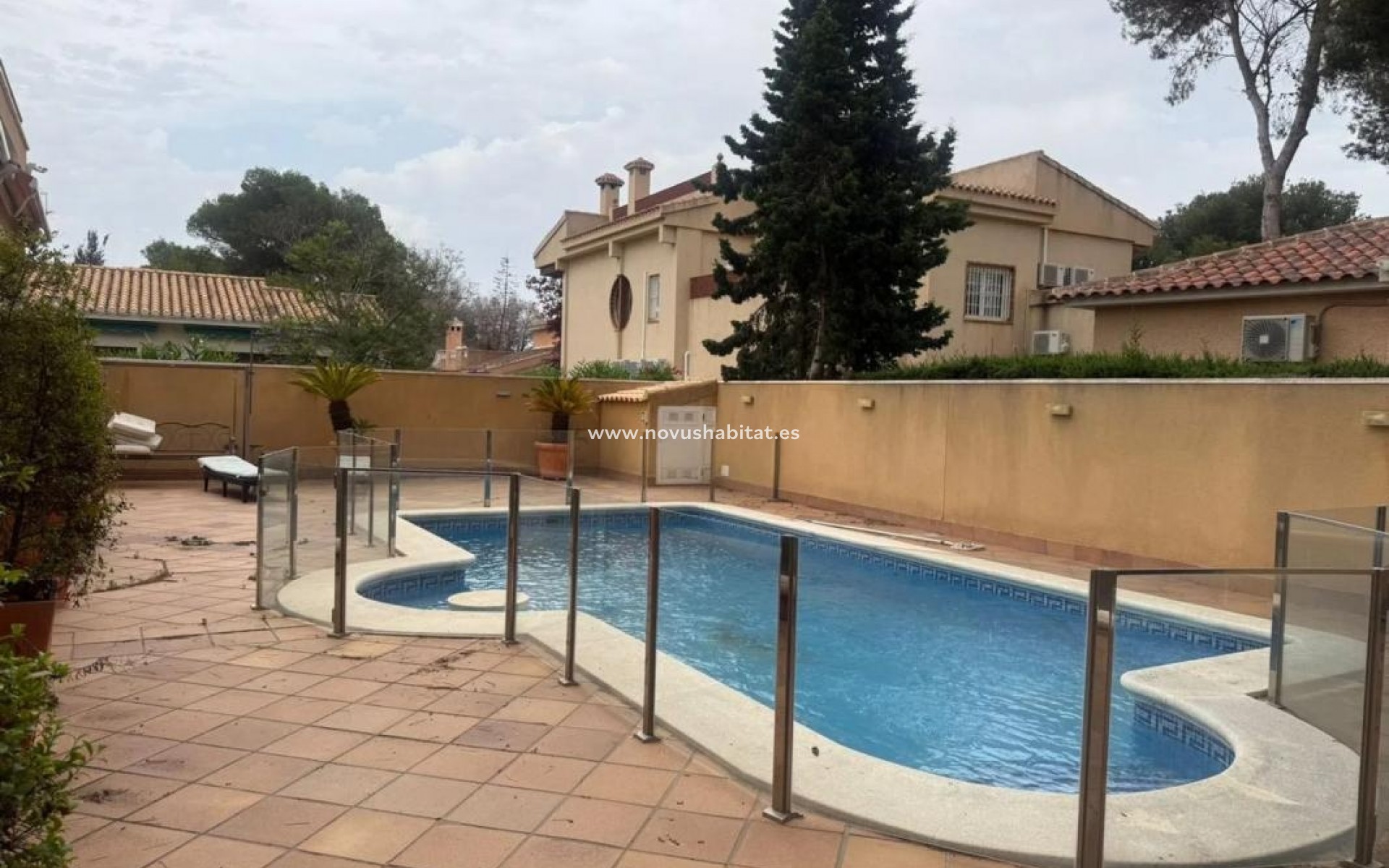 Nowa inwestycja - Detached chalet - Orihuela