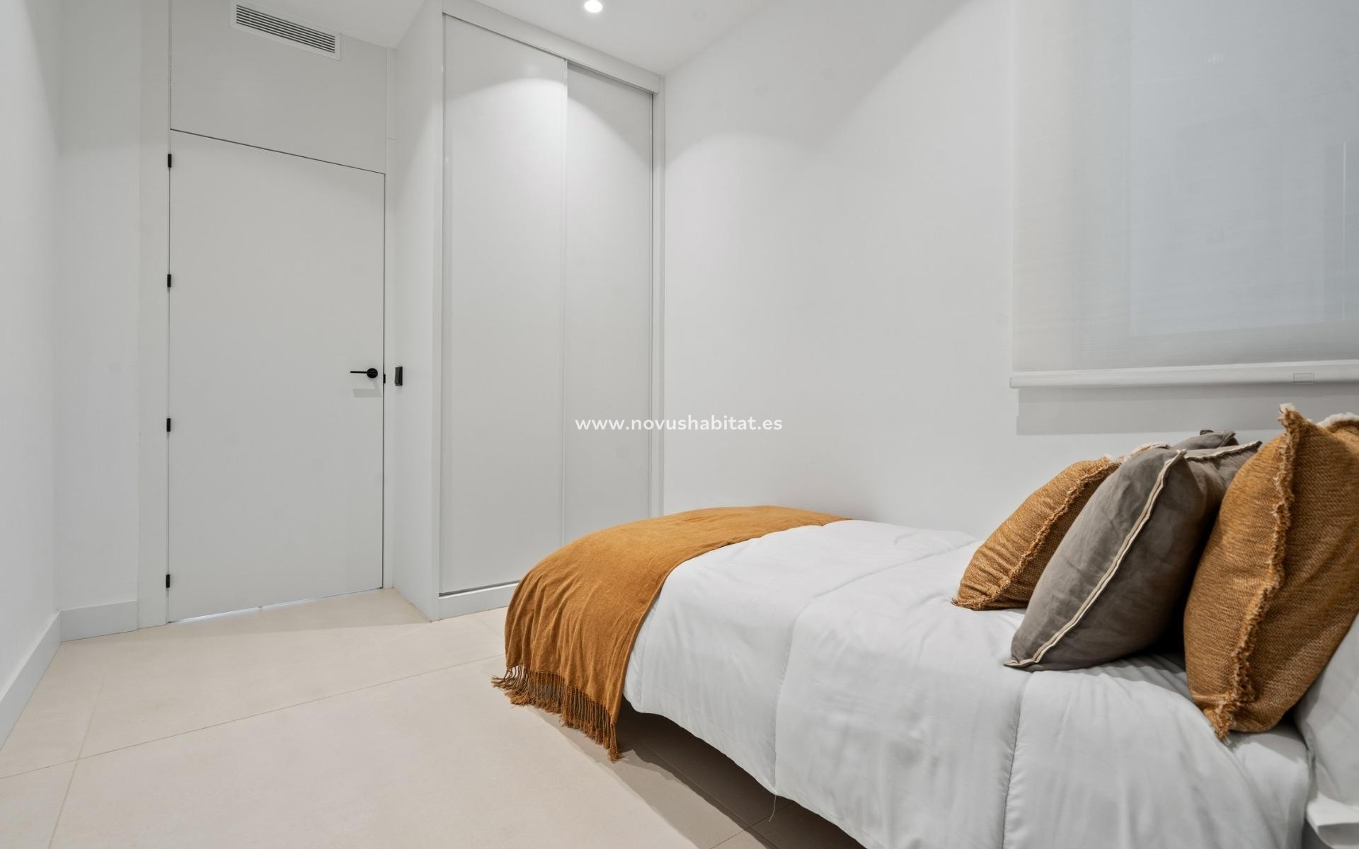 Nowa inwestycja - Ground floor apartment - Estepona