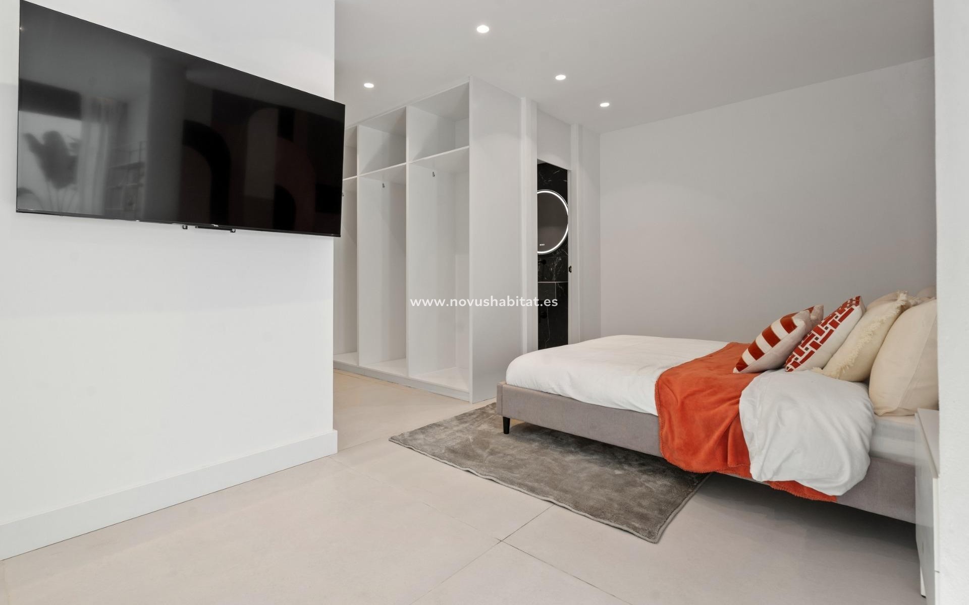 Nowa inwestycja - Ground floor apartment - Estepona