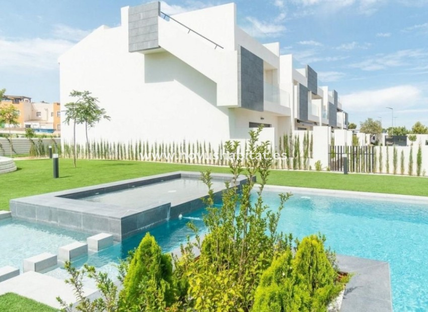 Nowa inwestycja - Ground floors - Torrevieja