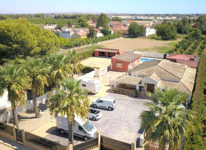 Nowa inwestycja - Houses - Almoradí