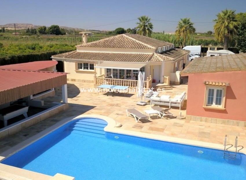 Nowa inwestycja - Houses - Almoradí