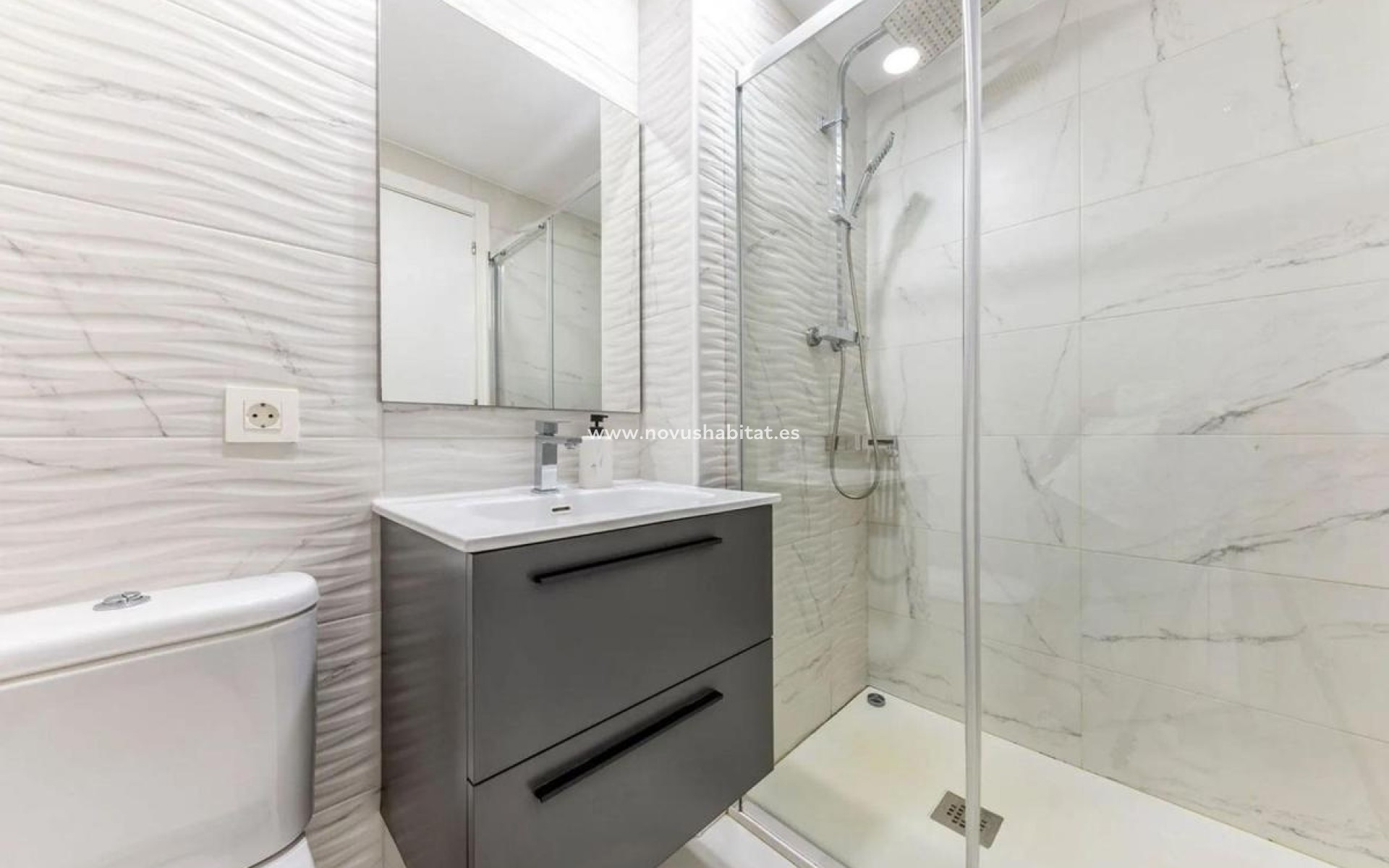 Nowa inwestycja - Penthouses - Alicante