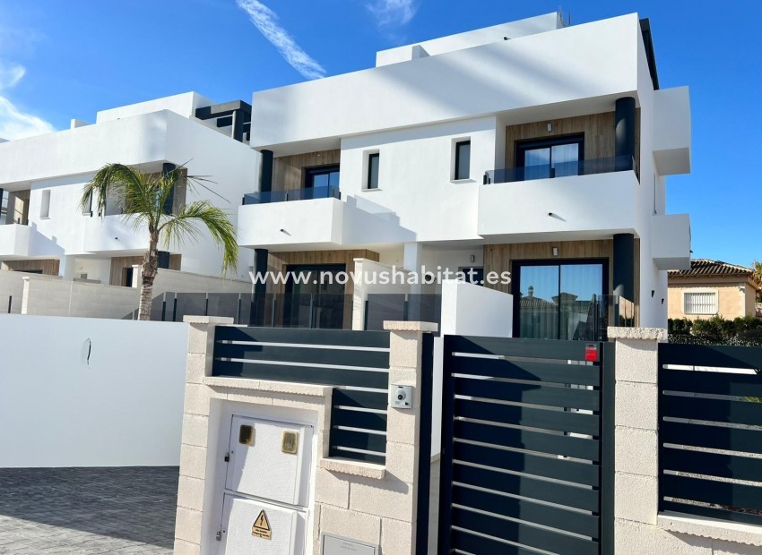 Nowa inwestycja - Semidetached - Benferri