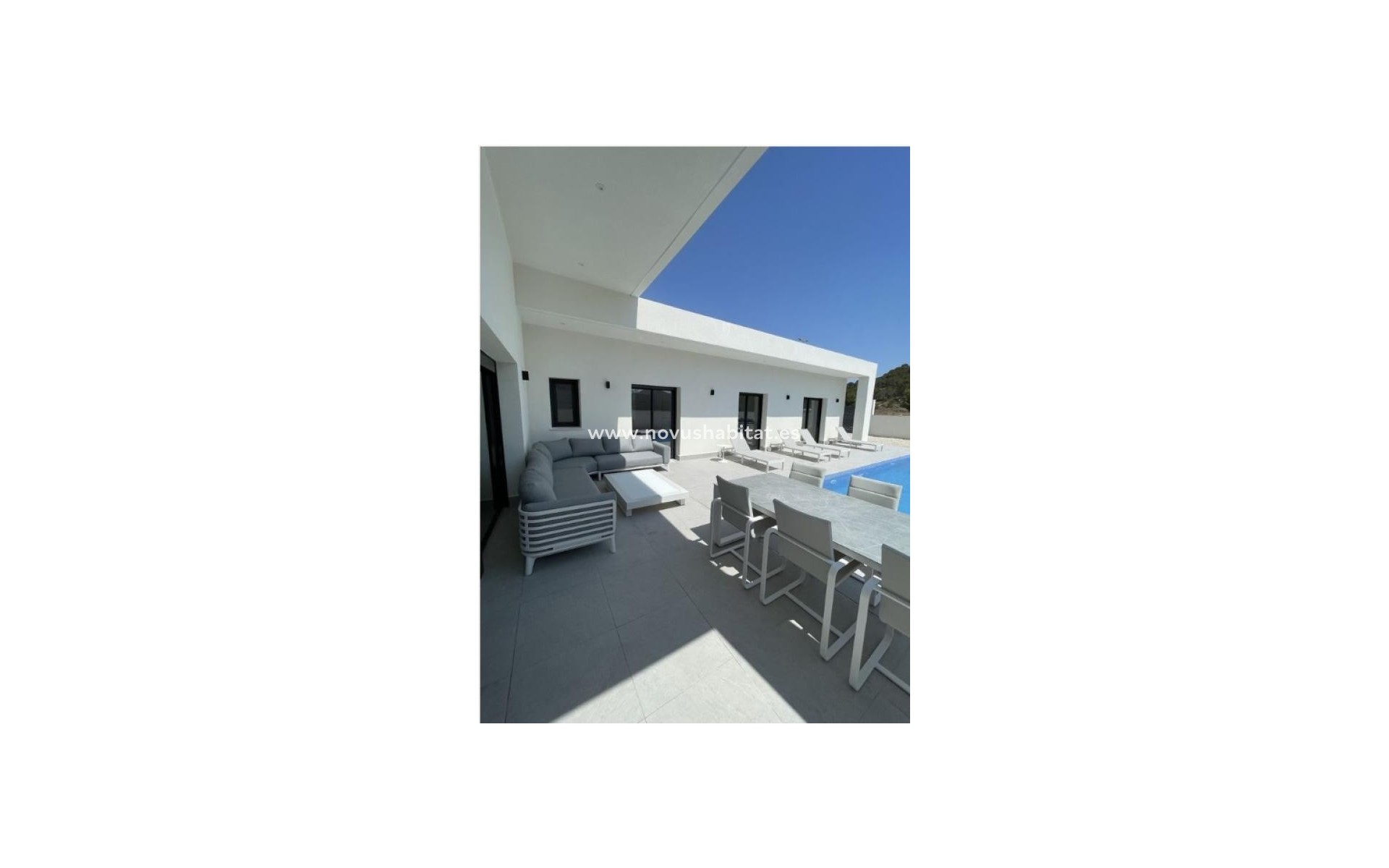 Nowa inwestycja -  Willa - Pinoso - 03569