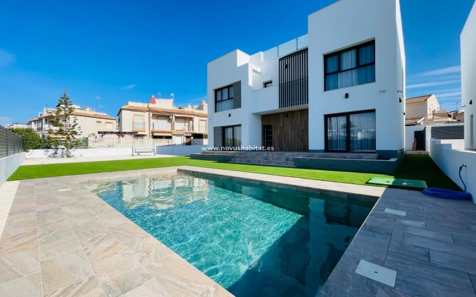 Nowa inwestycja -  Willa - Torrevieja - 03183, Calle Ariadna
