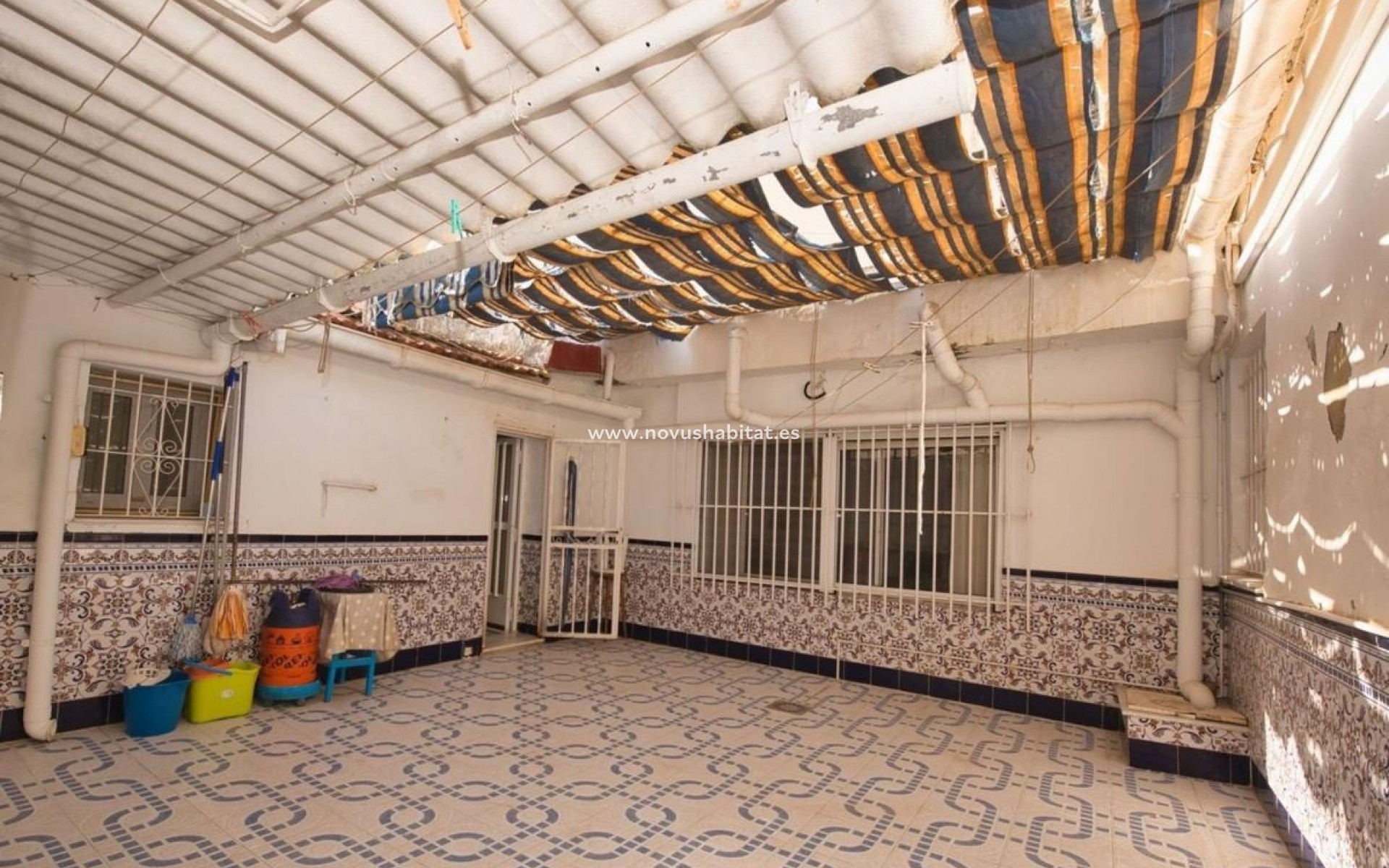 Nueva construcción  - Detached chalet - Benijófar